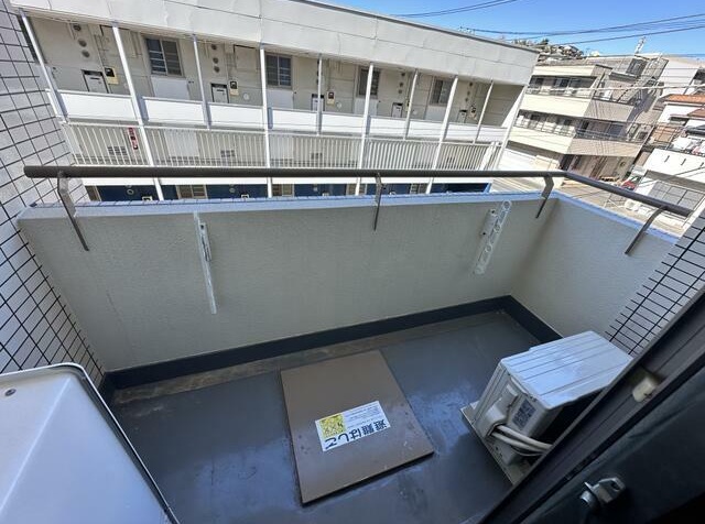 バルコニー　便利で嬉しいバルコニー付きです♪