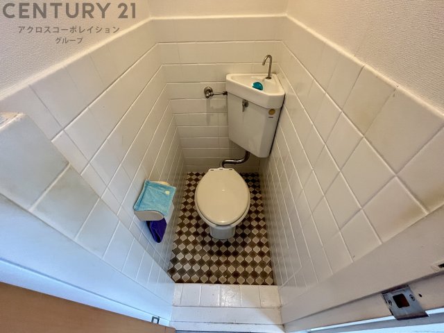 トイレ　コンパクトで使いやすいトイレです♪