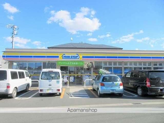 コンビニ　ミニストップ（コンビニ）まで467m