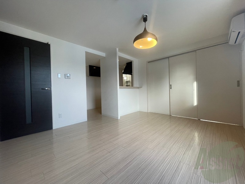 居室・リビング　広くてキレイなお部屋が広がっていて、充実した生活が送れそう。