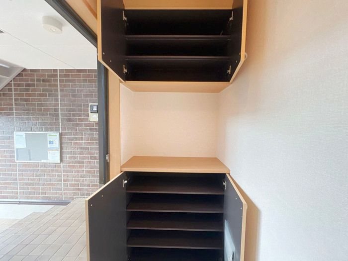 玄関　※他部屋参照