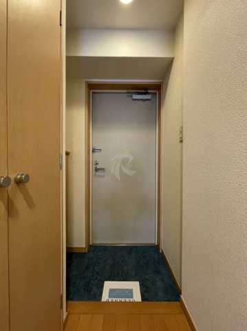 東京メトロ有楽町線 江戸川橋駅 徒歩1分 13階建 築25年の玄関写真