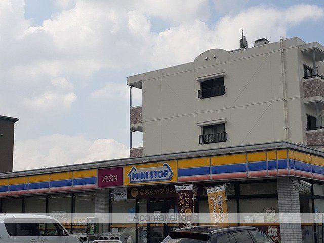 コンビニ　ミニストップ（コンビニ）まで850m