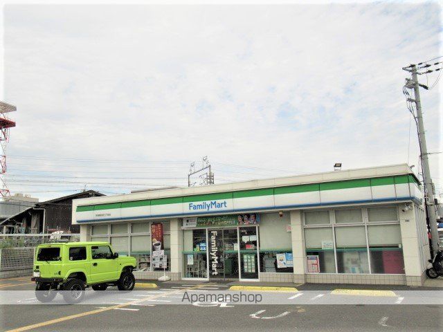 コンビニ　ファミリーマート（コンビニ）まで1454m