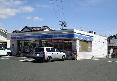 コンビニ　ローソン（コンビニ）まで500m