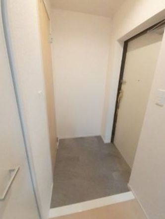 ＪＲ総武線快速 馬喰町駅 徒歩3分 11階建 築10年の玄関写真