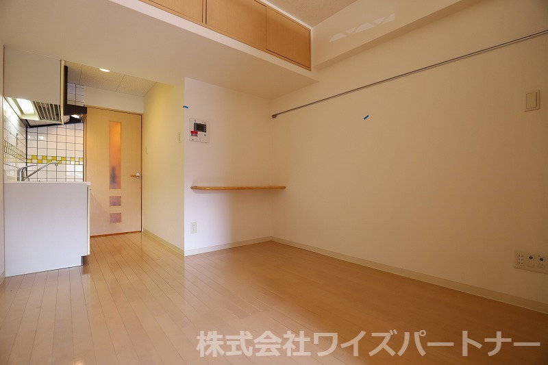 居室・リビング　別部屋参考資料なので、現況を優先致します。