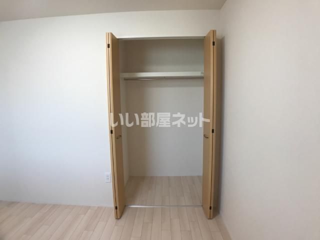 ＪＲ宇都宮線 宝積寺駅 徒歩27分 3階建 築6年の内装写真