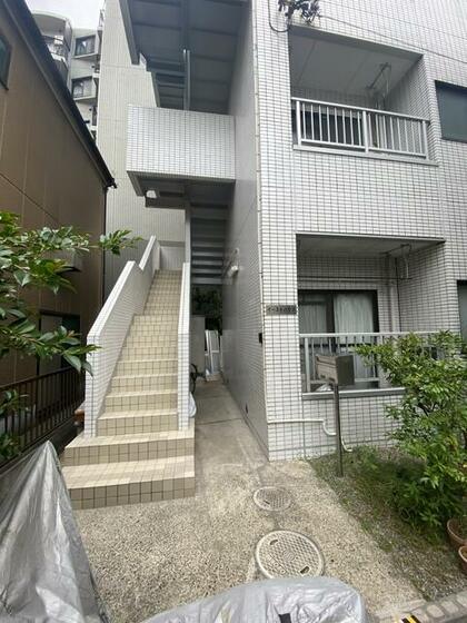 ＪＲ総武線快速 新小岩駅 徒歩15分 4階建 築37年の外観写真