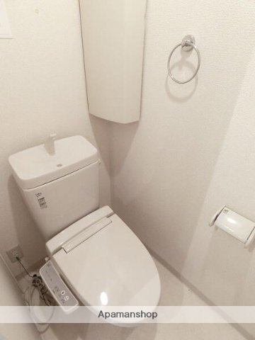 東京メトロ日比谷線 南千住駅 徒歩6分 5階建 築12年のトイレ写真