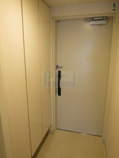 玄関　※別部屋参考写真※現況優先です