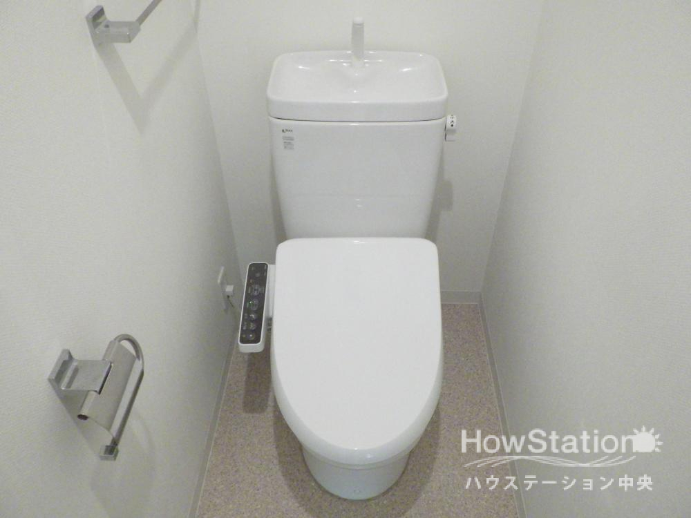 ソレーユイーストウィングのトイレ写真