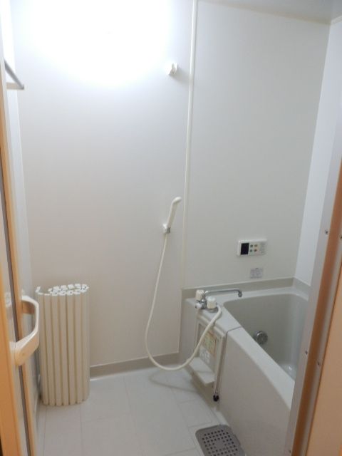 コンフォート野田Bの風呂写真