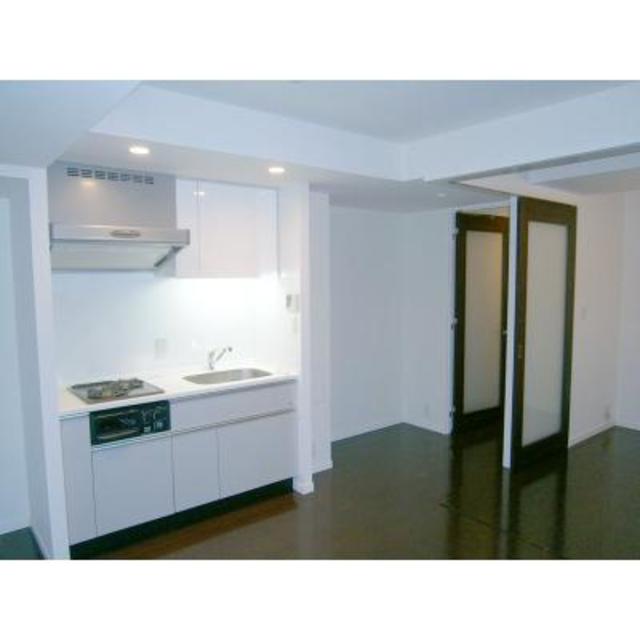 キッチン　※写真は同タイプ住戸です。