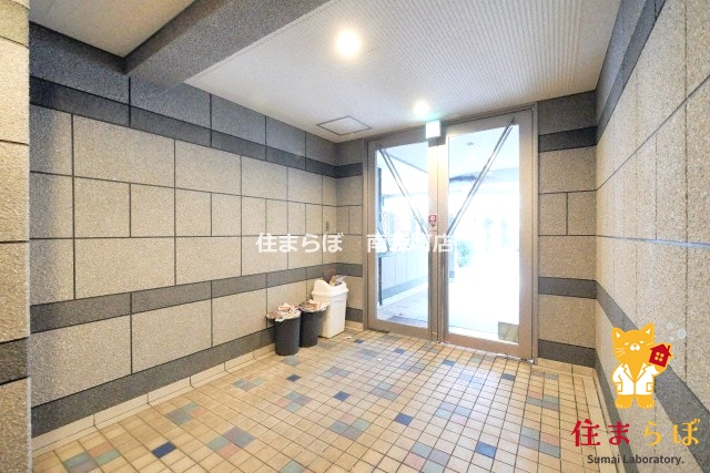 地下鉄中央線 九条駅 徒歩5分 9階建 築30年の外観写真