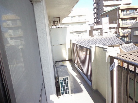 ＪＲ山陽本線 横川駅 徒歩12分 4階建 築42年の内装写真