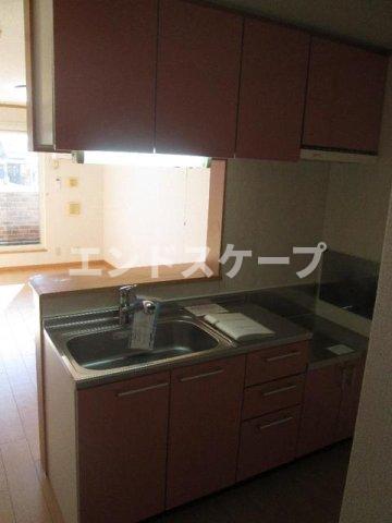 ＪＲ八高線 群馬藤岡駅 徒歩15分 3階建 築22年のキッチン写真