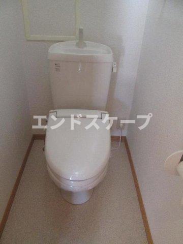 ＪＲ八高線 群馬藤岡駅 徒歩15分 3階建 築22年のトイレ写真
