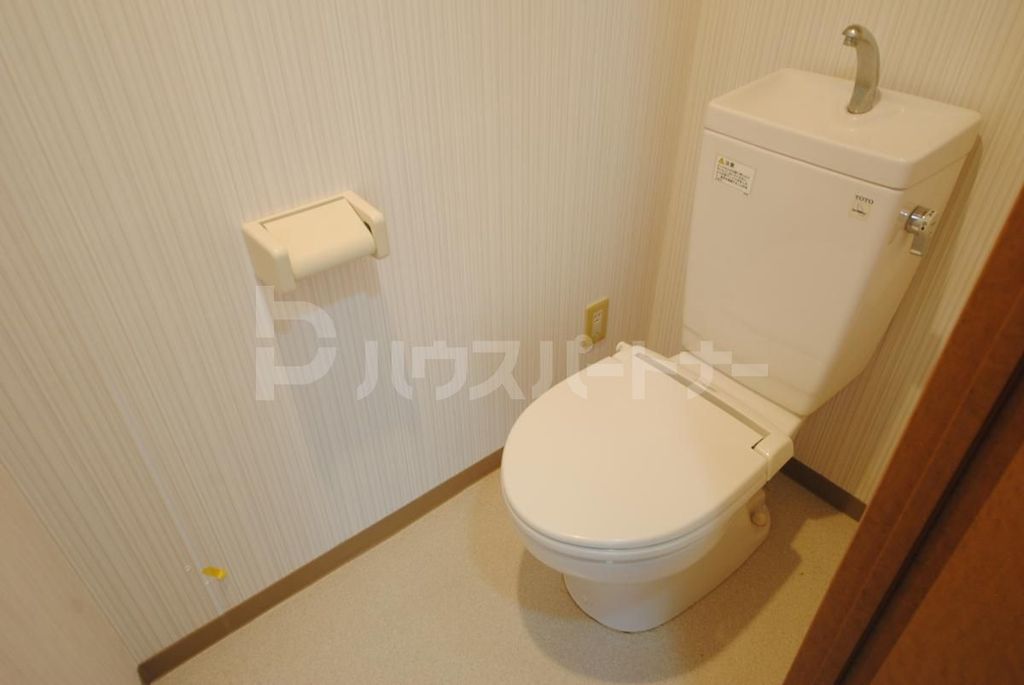フレア堀江のトイレ写真