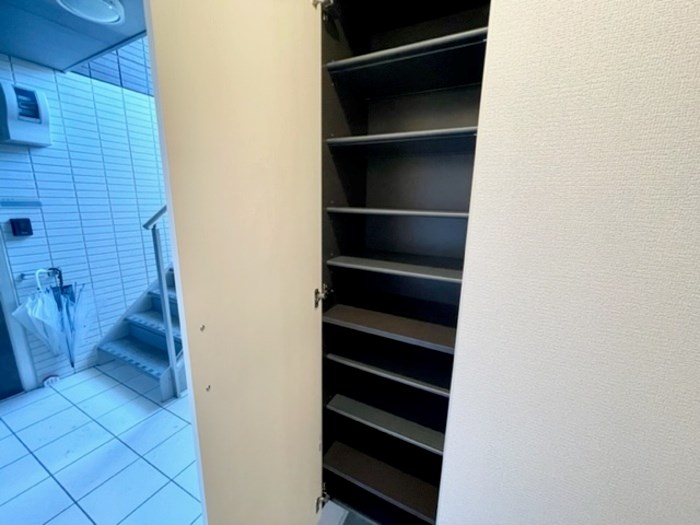 収納　※別号室の写真です。