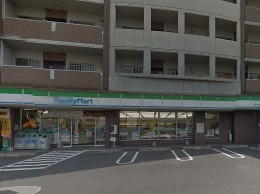 コンビニ　ファミリーマート 小倉下石田一丁目店（コンビニ）まで829m