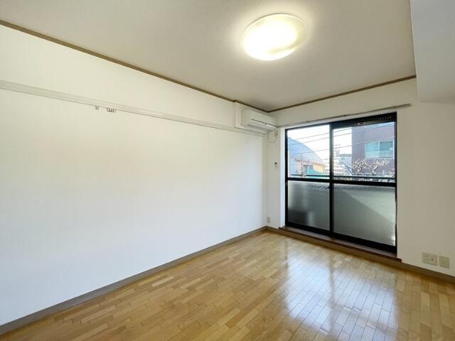 居室・リビング　別部屋同間取
