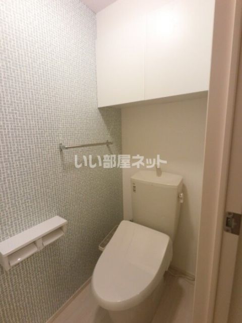 東北新幹線 宇都宮駅 バス乗車時間：27分 最寄りバス停で下車 徒歩18分 3階建 築7年のトイレ写真