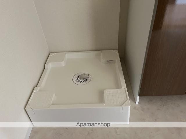 グレース・アクイラのその他写真