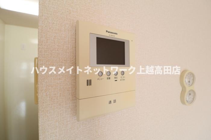 セキュリティ　モニターホン（参考バムセ プレイス101室内写真）