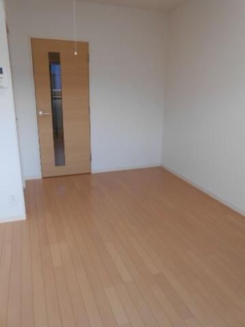 スカイコート蒲田弐番館の居間写真