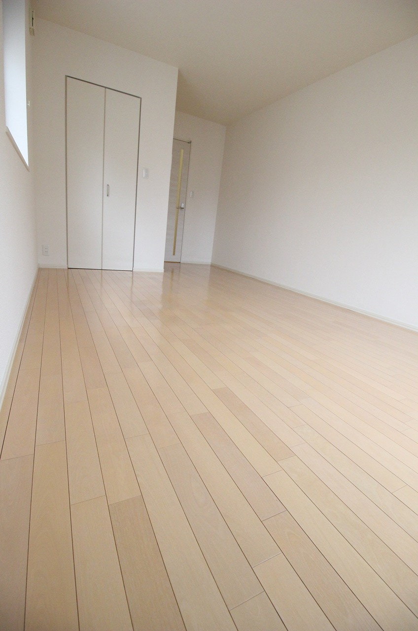 その他部屋・スペース　同物件、同タイプの別の部屋の写真です