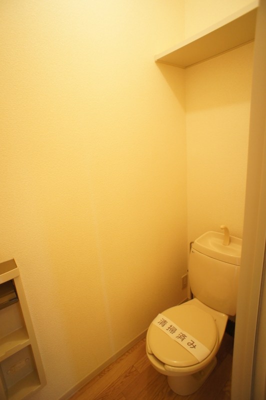 トイレ　バス・トイレ別の独立設計