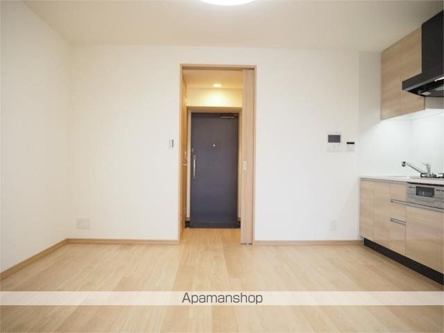 ルーブル方南町弐番館の居間写真