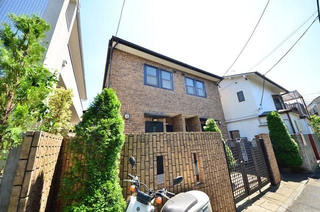 建物外観　★二路線利用可能★