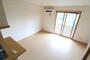 居室・リビング　※同物件、別部屋になります。