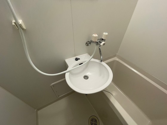 洗面設備　※別部屋の写真です