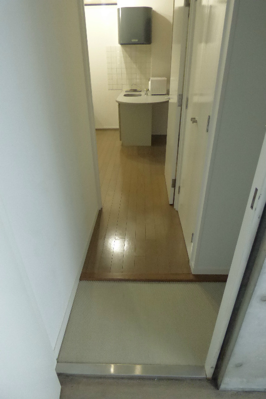 玄関　☆玄関広々☆