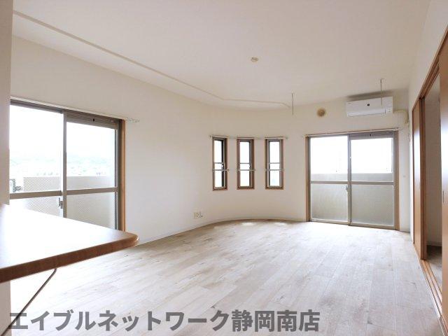 居室・リビング　ゆったりとしたリビングです
