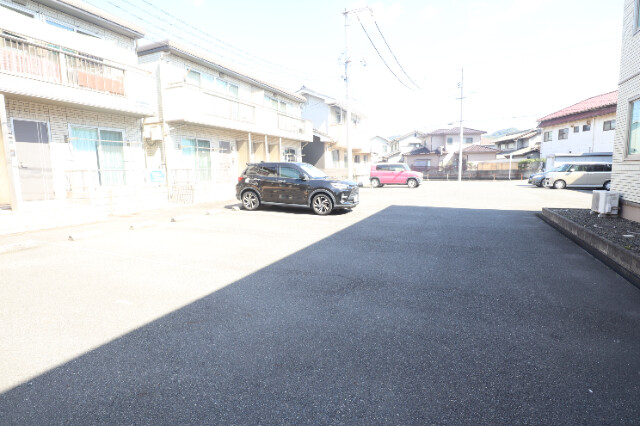 【倉敷市東塚のアパートの駐車場】