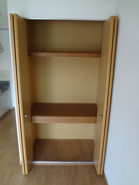 【八王子市館町のマンションの収納】