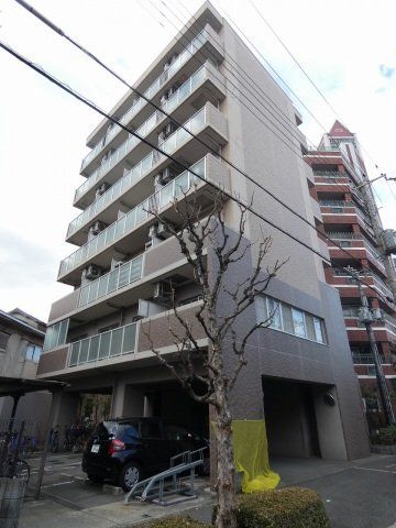 東大阪市荒川のマンションの建物外観