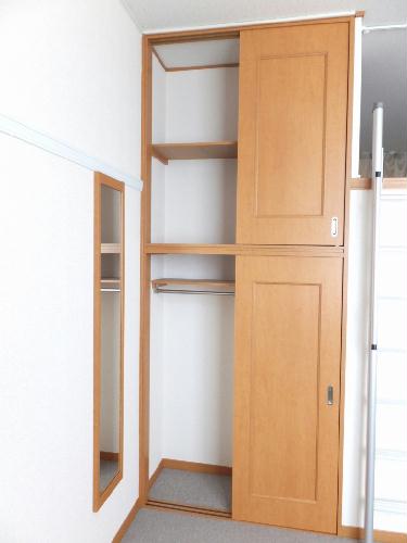 収納　２段式クローゼット