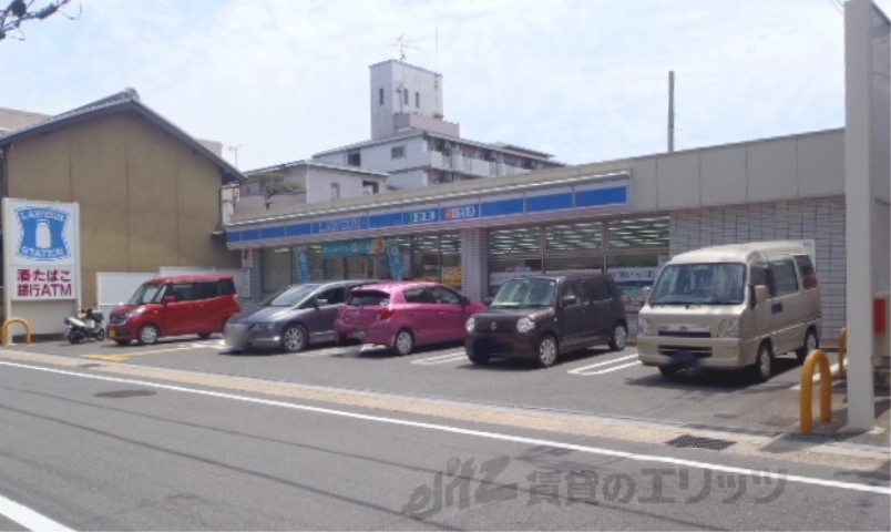 【京都市山科区四ノ宮鎌手町のアパートのコンビニ】