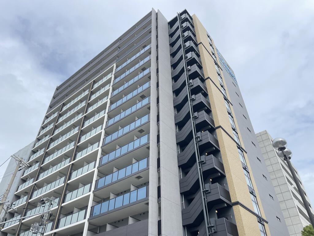 プレサンス神戸セレスティアの建物外観