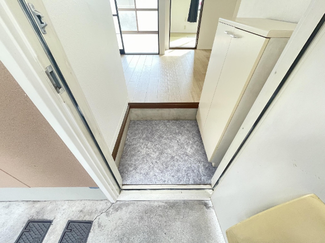 玄関　綺麗な玄関スペース