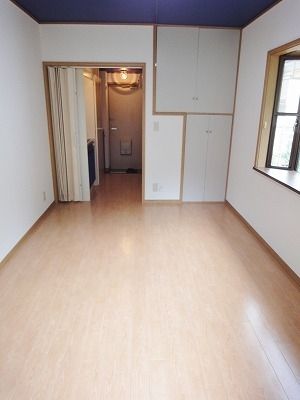 その他部屋・スペース　★角部屋で明るい室内★