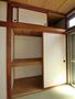 収納　押入れタイプの収納スペース。