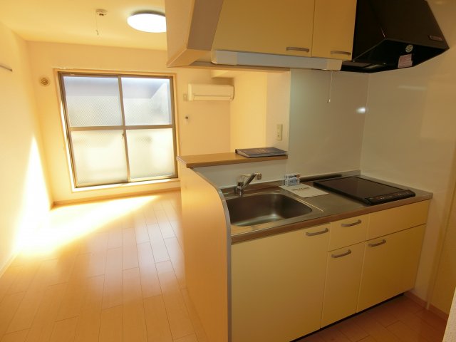 キッチン　システムキッチン
