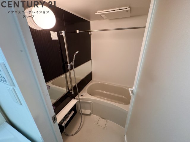 バス・シャワールーム　追い焚き機能、浴室乾燥付き