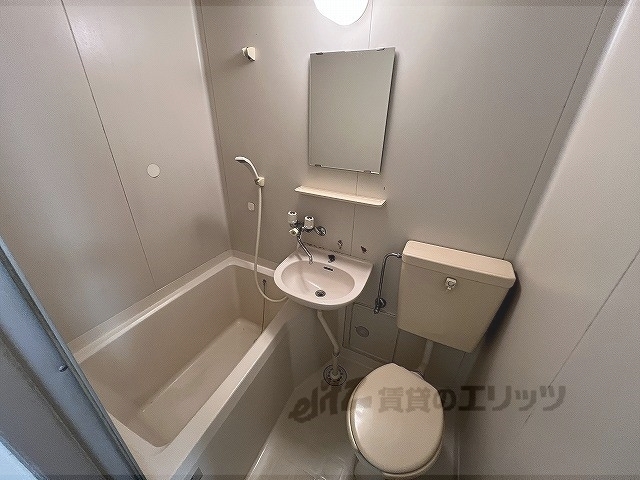 バス・シャワールーム　バス